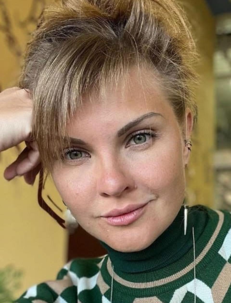 Александра Разаренова