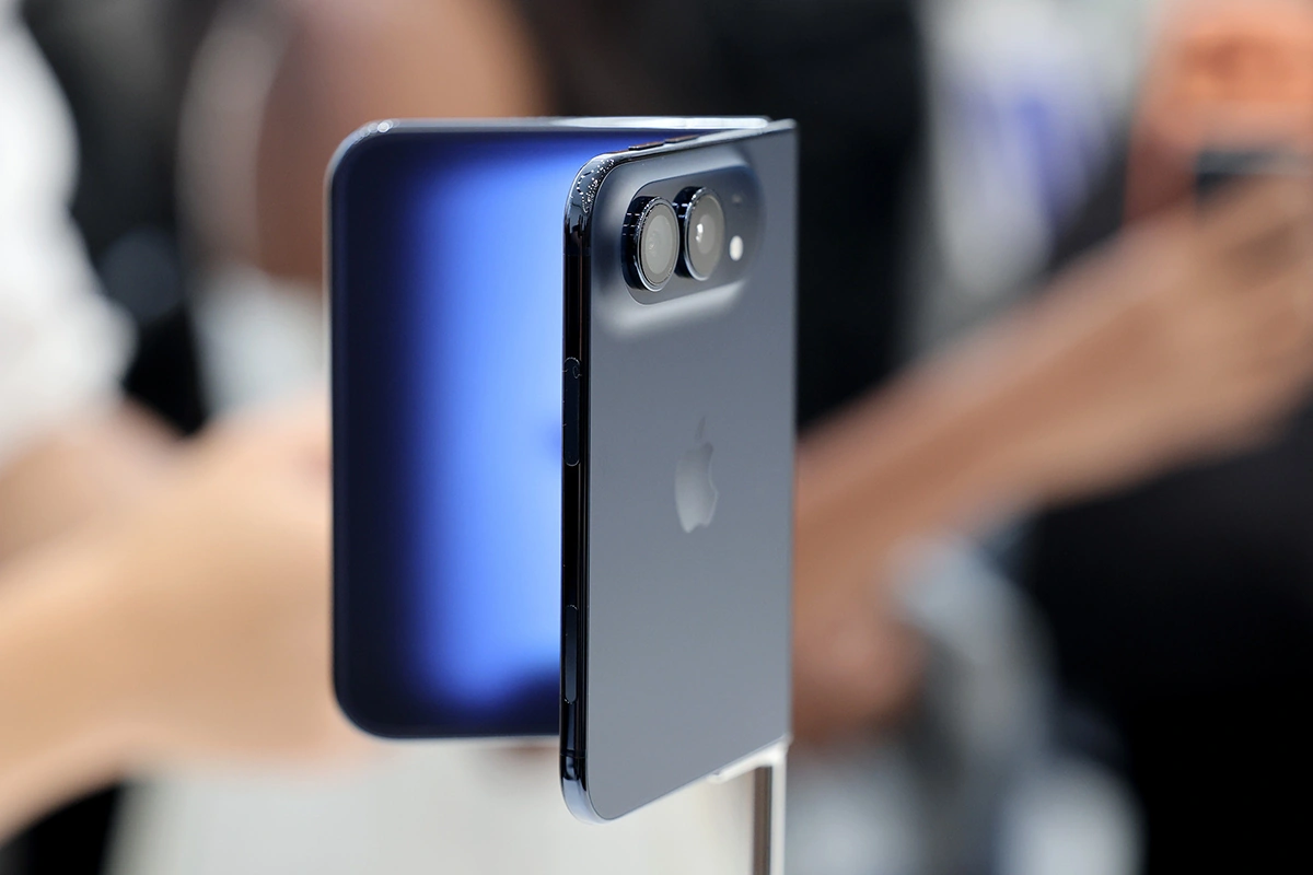 iPhone Duo