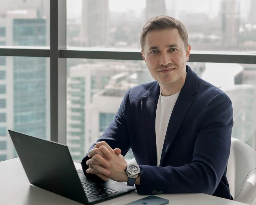 пресс-службы HeadHunter