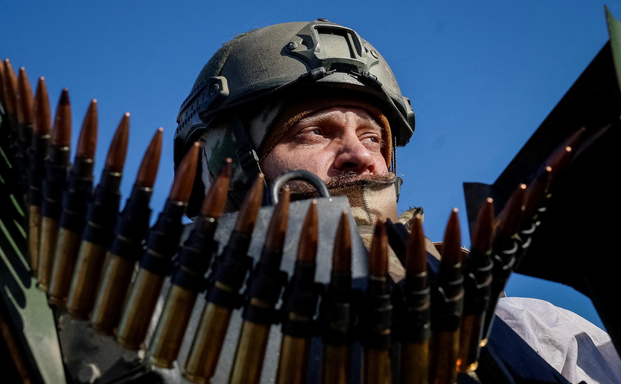 США сообщили о продолжении военных поставок Украине"/>













