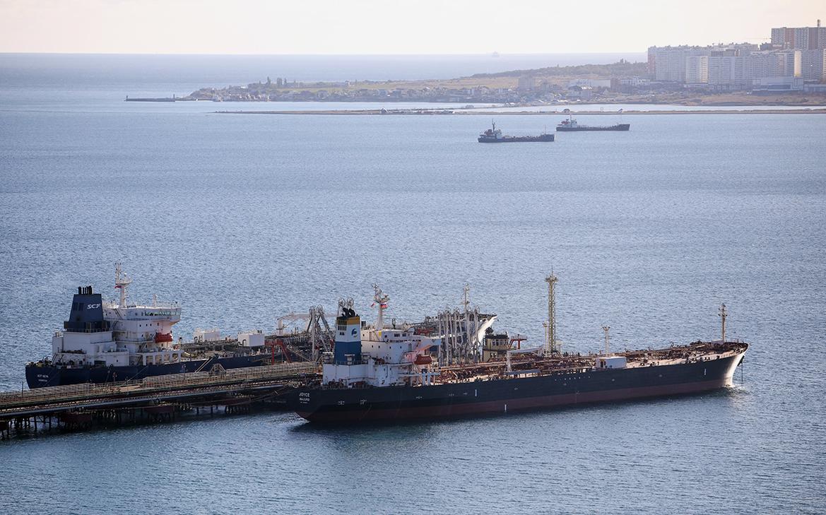МЭА поставило под сомнение способность России сохранить добычу нефти