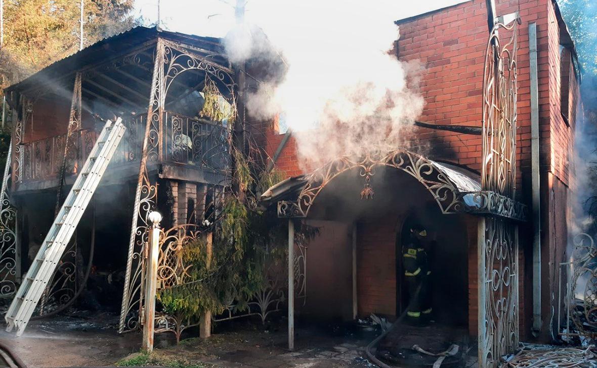 В Истринском районе Подмосковья шесть человек погибли в пожаре