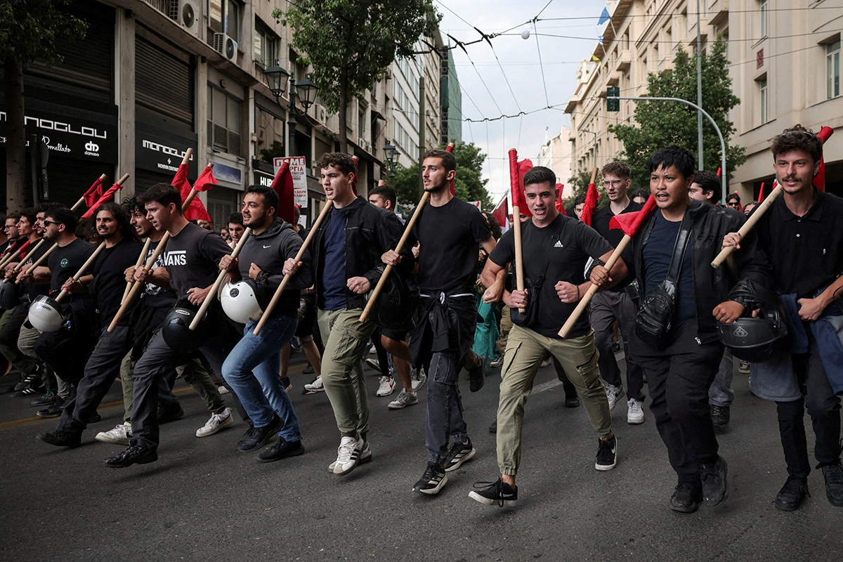 Протестующие в Афинах, 1 октября 2025 года