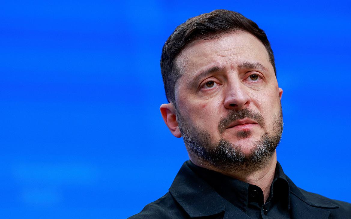 «Страна» описала стратегию сохранения власти Зеленского