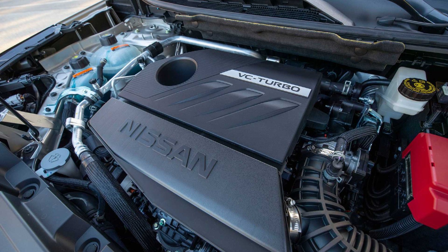 Новый Nissan X-Trail получил трехцилиндровый 204-сильный турбомотор