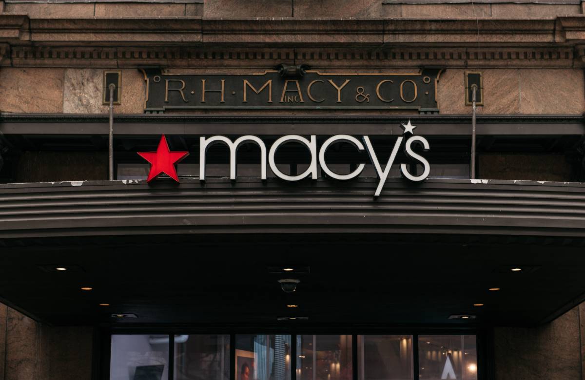Акции Macy's выросли на 21% на фоне сильного отчета и повышения прогнозов