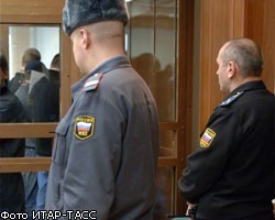 Суд оштрафовал женщину, укусившую милиционера