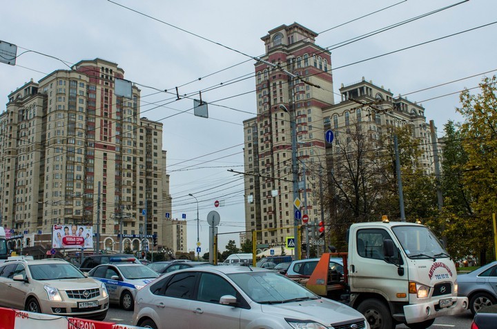 В Москве перекрыли Мичуринский проспект ради нового метро 