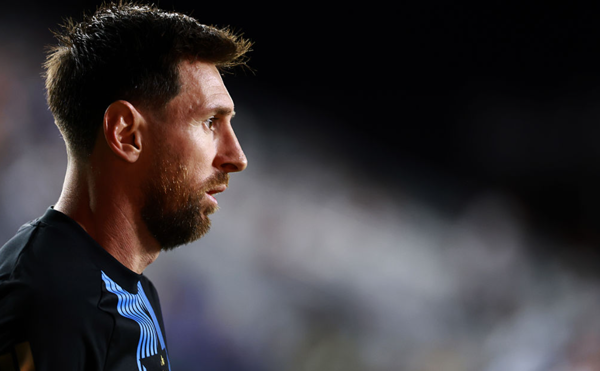 Carmen Mandato / Getty Images