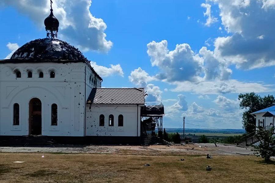 Фото: Горнальский Свято-Николаевский Белогорский мужской монастырь