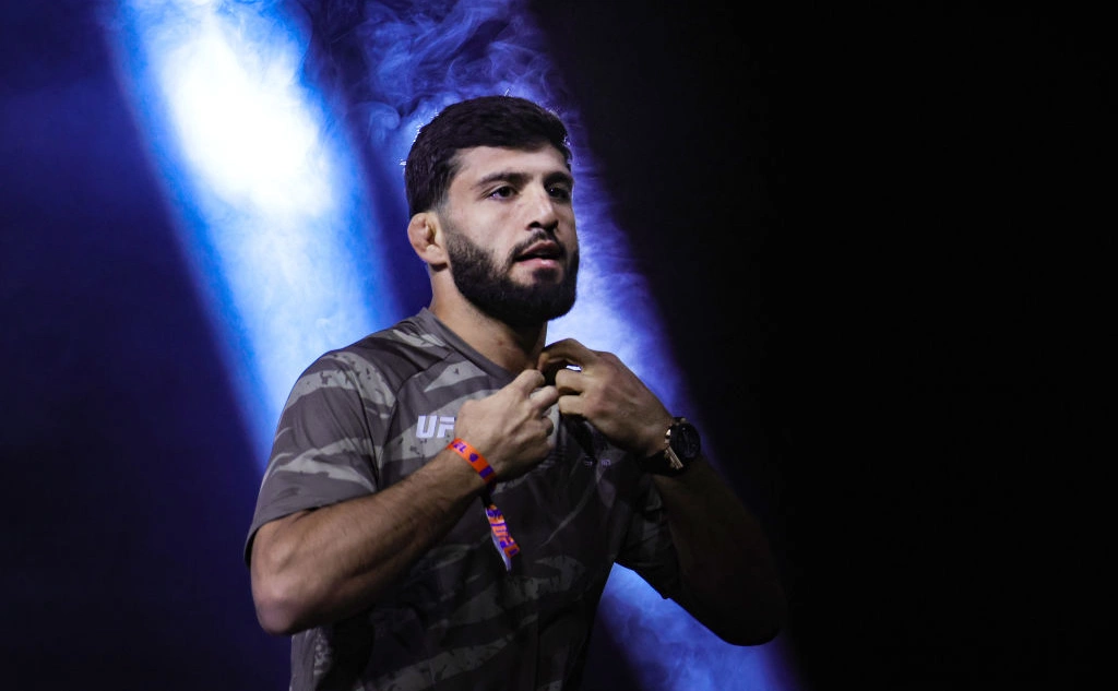 Carmen Mandato / Getty Images