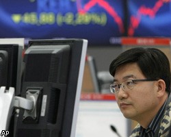 Индекс Nikkei по ходу торгов упал на 6%