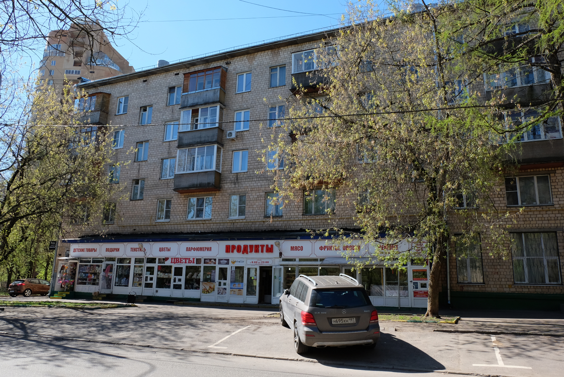 В основном покупатели площадей на первых этажах в новостройках Москвы &mdash; это частные инвесторы