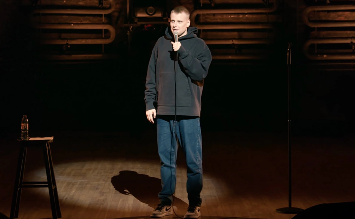 Слава Комиссаренко / YouTube