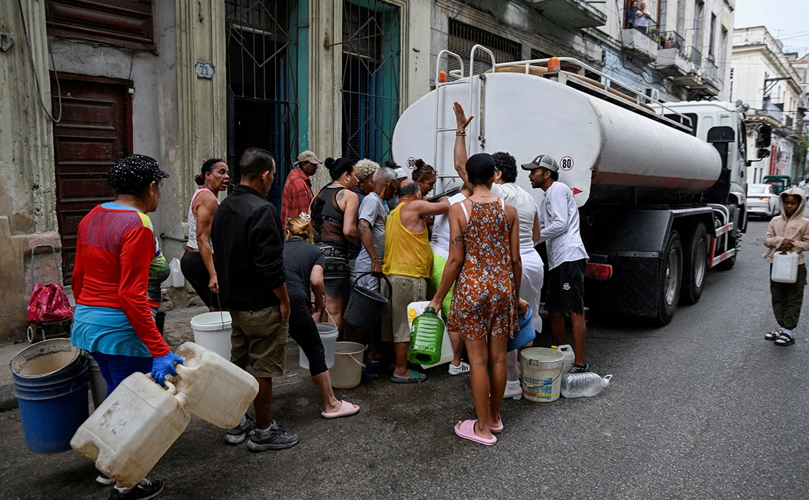 Norlys Perez / Reuters