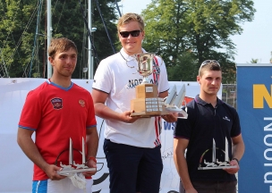 Кистанов завоевал серебро чемпионата мира среди юниоров