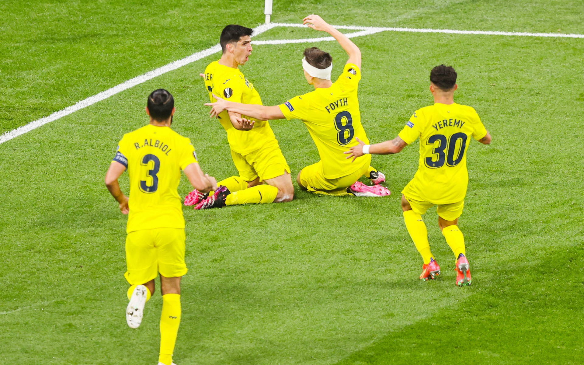«Вильярреал» впервые выиграл Лигу Европы в матче с 22 пенальти
