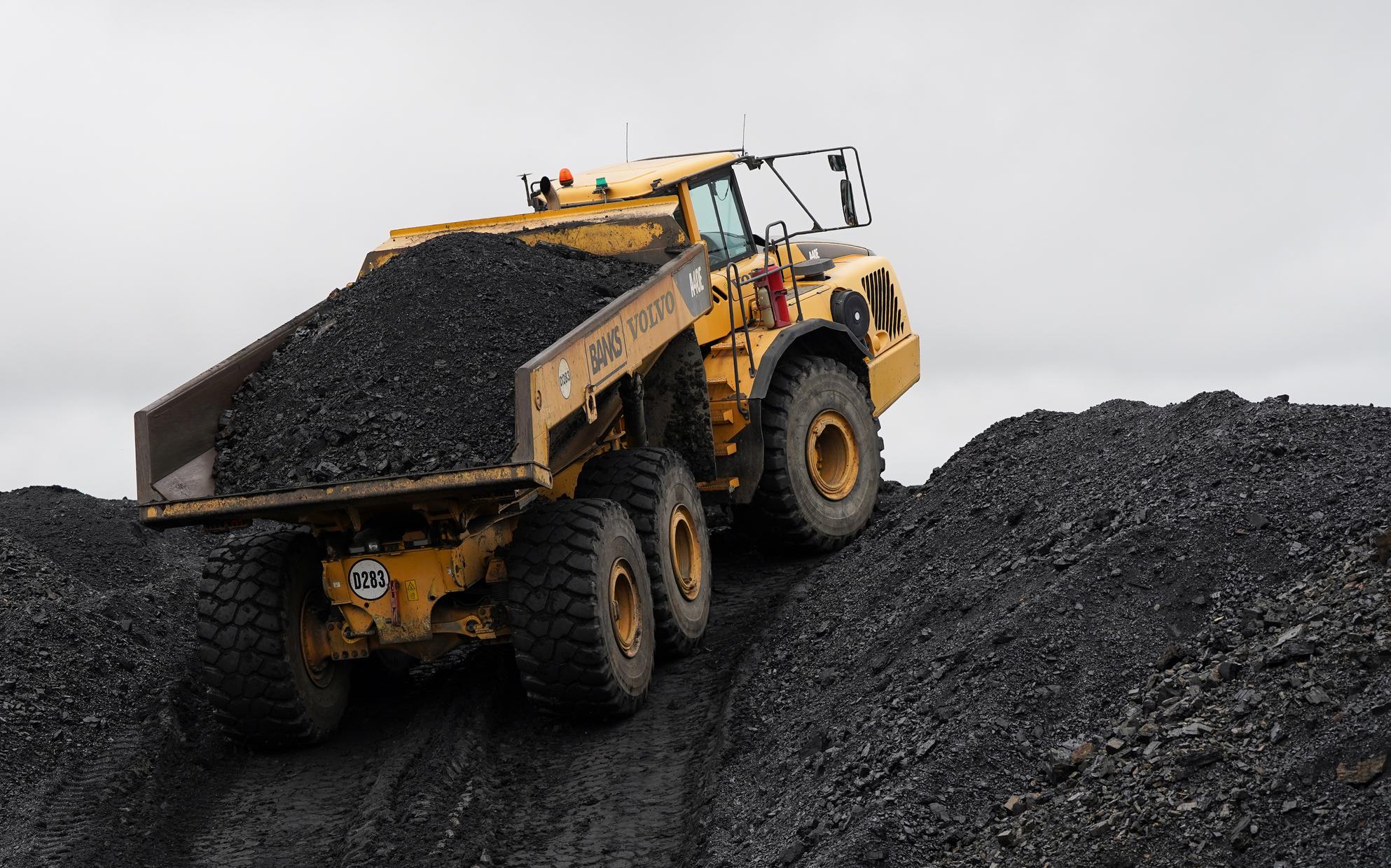 Аналитики назвали, что рискует помешать росту поставок угля за рубеж