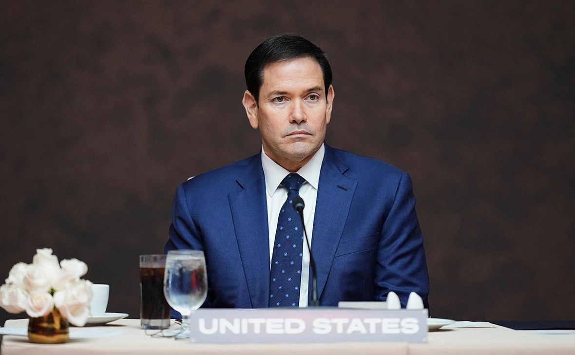 Rebecca Blackwell / Reuters