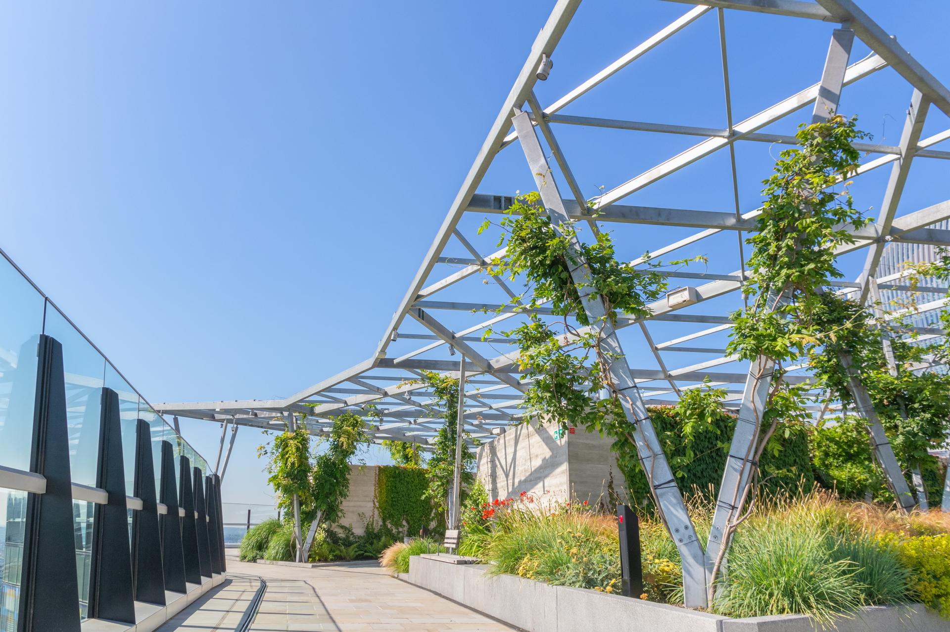 The Garden at 120 на крыше офисного здания One Fen Court в Лондоне