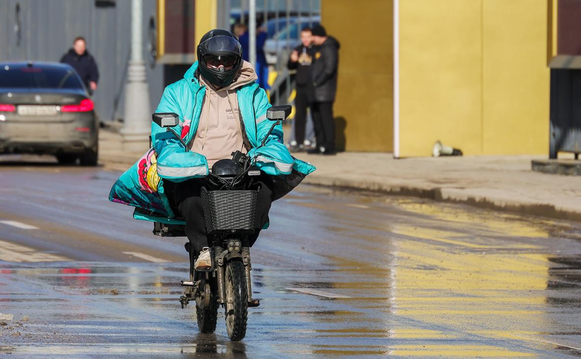 Число курьеров в Москве за пять лет выросло до 120 тысяч человек