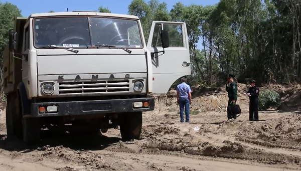 В Татарстане экологи снова нашли незаконный карьер