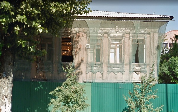 Фото: Дом Привалова находится в аварийном состоянии (Фото: Google maps)
