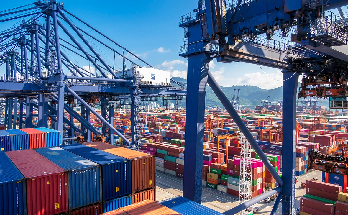 ambient_pix / Shutterstock