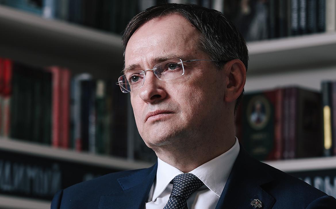 Мединский обвинил Киев в затягивании начала третьего обмена пленными