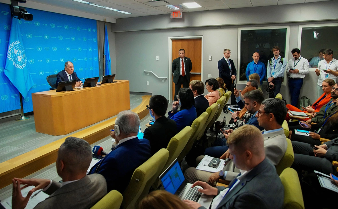 Eduardo Munoz / Reuters