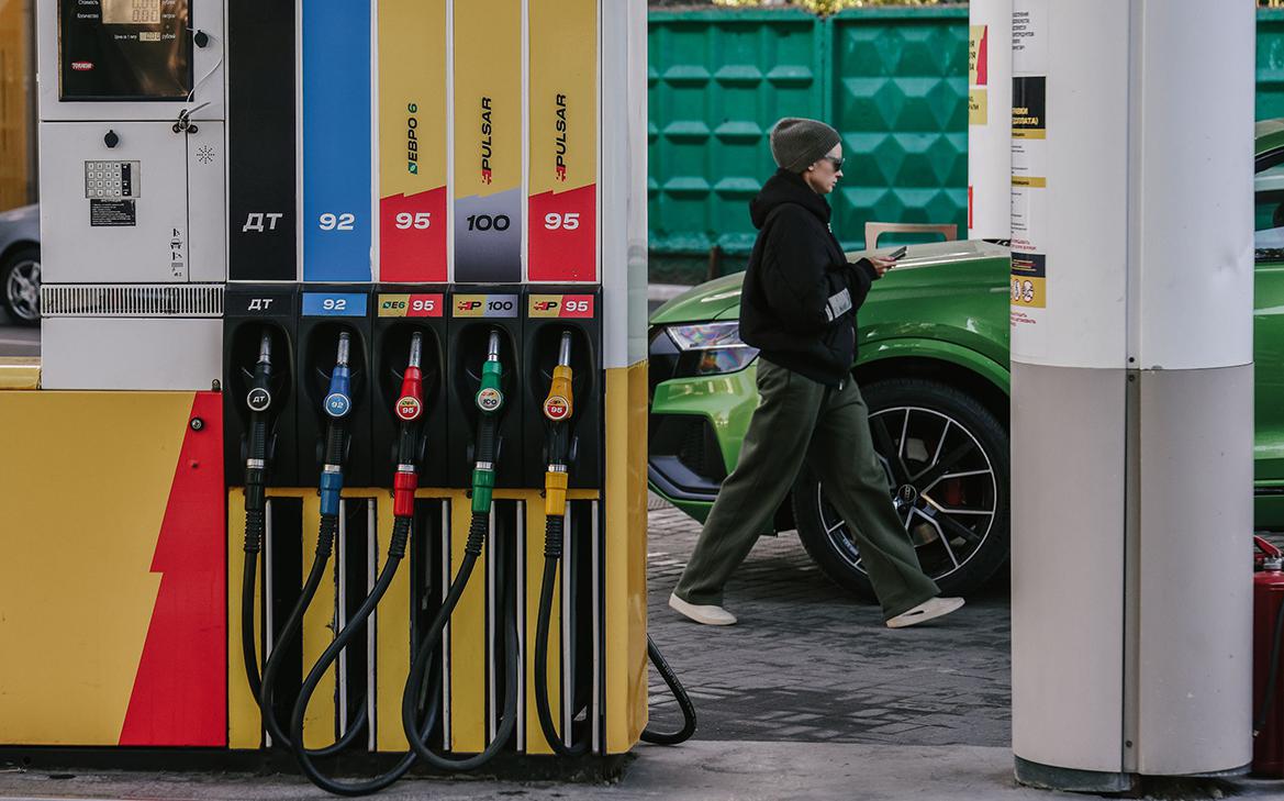 ФАС сообщила о снижении цен на топливо