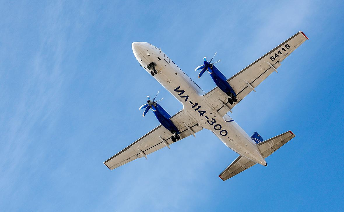 Самолет Ил-114-300