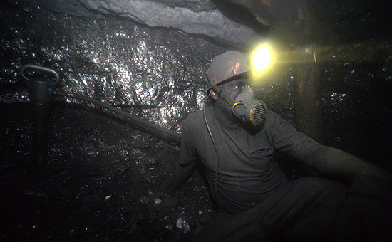 В угольной шахте в Донбассе
