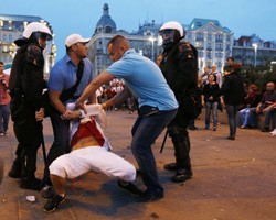 Последний россиянин, задержанный в Польше на Евро-2012, вернулся домой