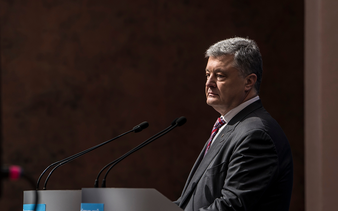 Данные о розыске Порошенко пропали с сайта украинского МВД