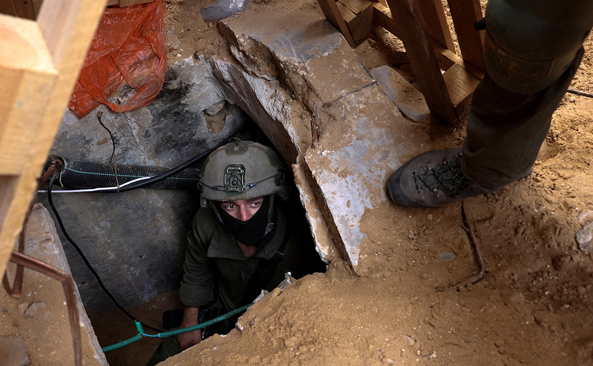 Ronen Zvulun / File Photo / Reuters