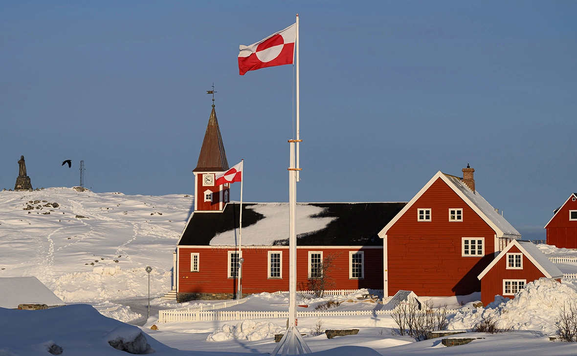Leon Neal / Getty Images
