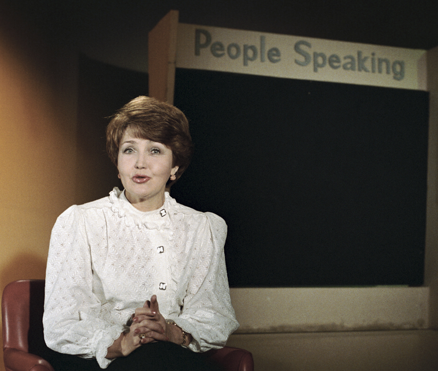 Жильцова в разные годы вела на советском телевидении множество программ: &laquo;Будильник&raquo;, &laquo;Утренняя почта&raquo;, &laquo;Огонек&raquo;, &laquo;Спокойной ночи, малыши&raquo;, &laquo;Сельский час&raquo; и другие. Ее называли &laquo;лирическим диктором&raquo;. Она рассказывала, что сама придумала это название: в то время для программы &laquo;Время&raquo; отбирали солидно выглядящих женщин с низкими голосами, чтобы, когда звучали слова &laquo;убрали 35 т свеклы&raquo;, люди верили. А лирические дикторы вели остальные передачи: &laquo;Спокойной ночи, малыши&raquo;, &laquo;Будильник&raquo;, КВН, &laquo;Песня года&raquo; и другие.

В 1970-х Жильцову командировали в Японию для участия в передаче по изучению русского языка. Позднее этот опыт пригодился на родине: в эфир совместно с британским телевидением запустили передачу People Speaking.