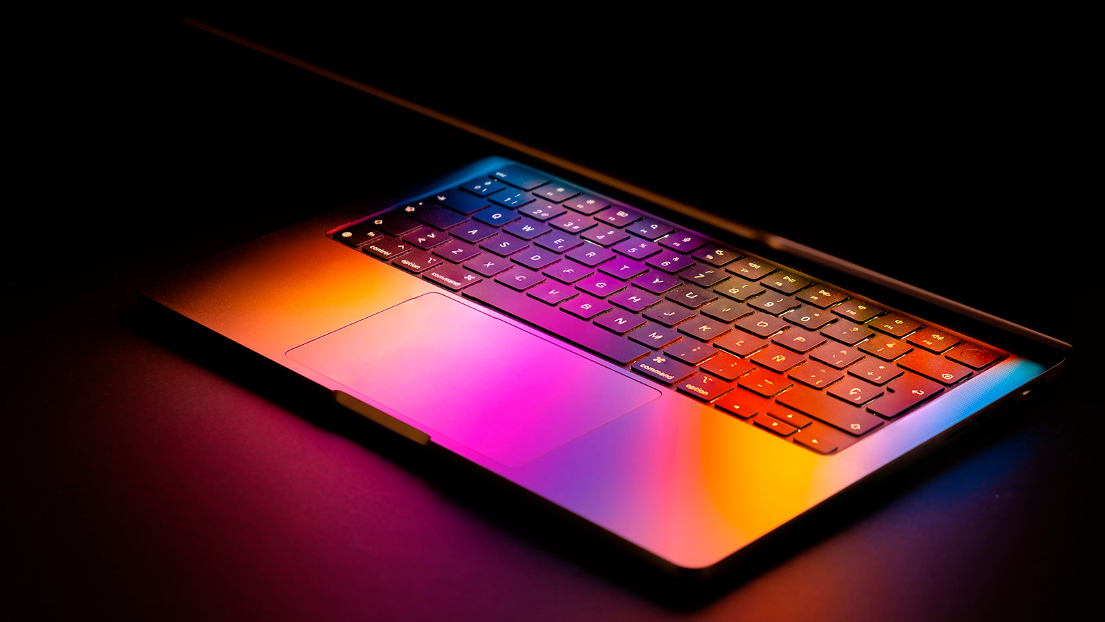 Когда выйдет бюджетный MacBook. Что о нем известно