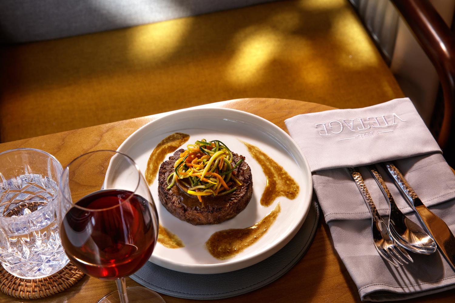 Ретро-поезд The Vietage by Anantara