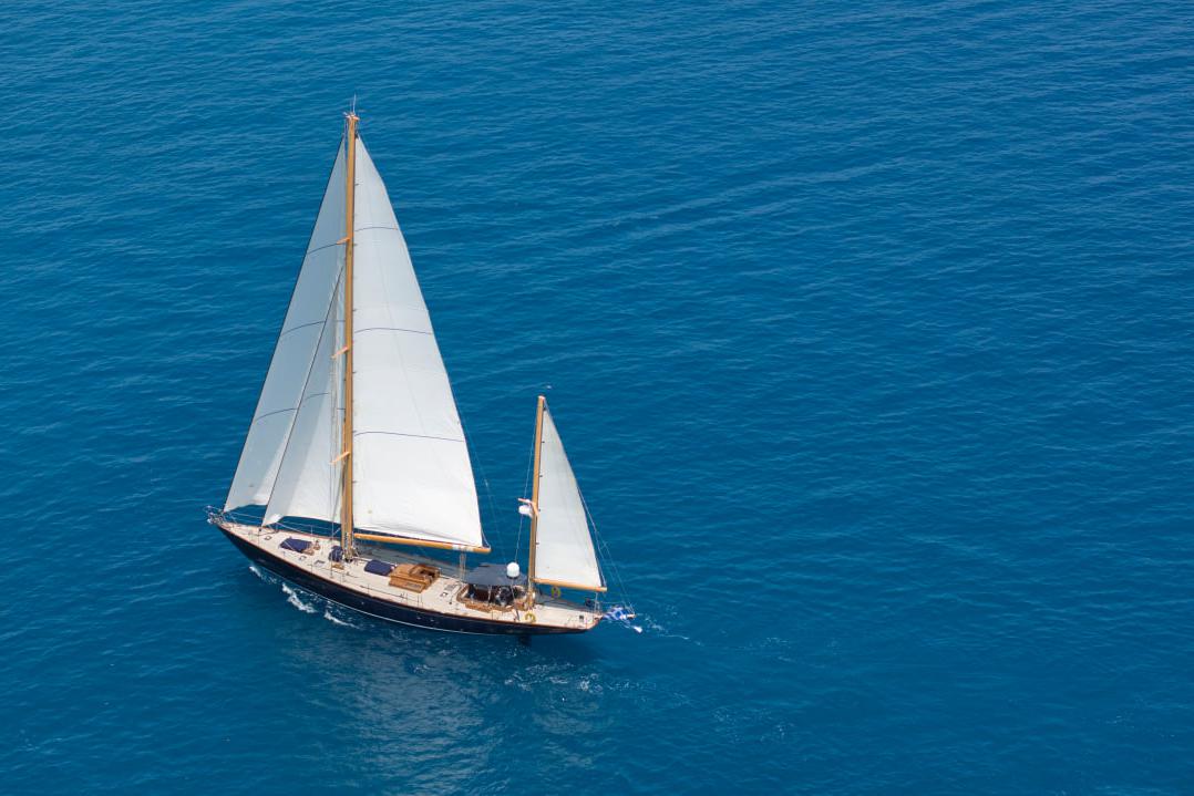 Территория отеля Elounda Peninsula