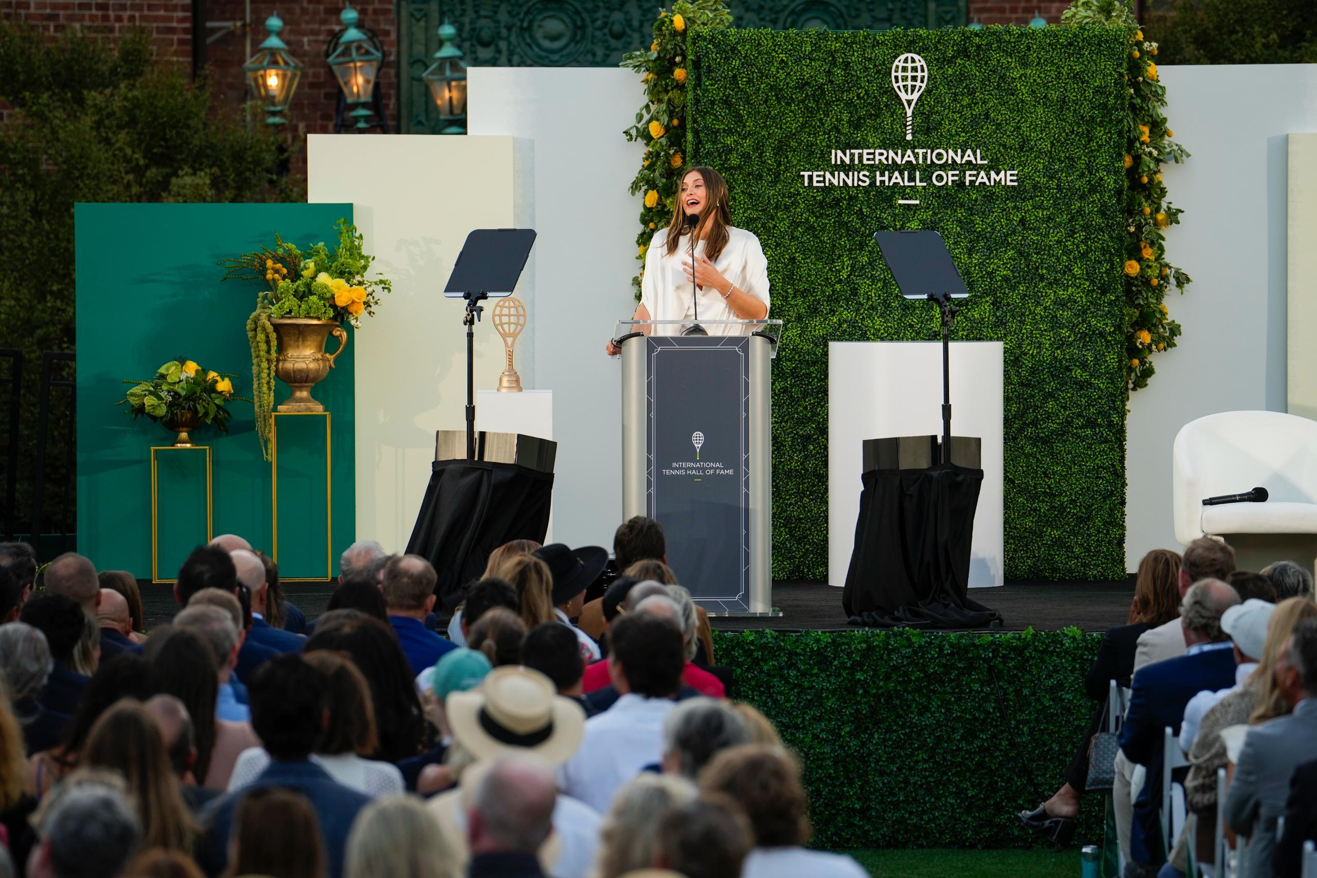 Фото: Joe Buglewicz / Getty Images for International Tennis Hall of Fame