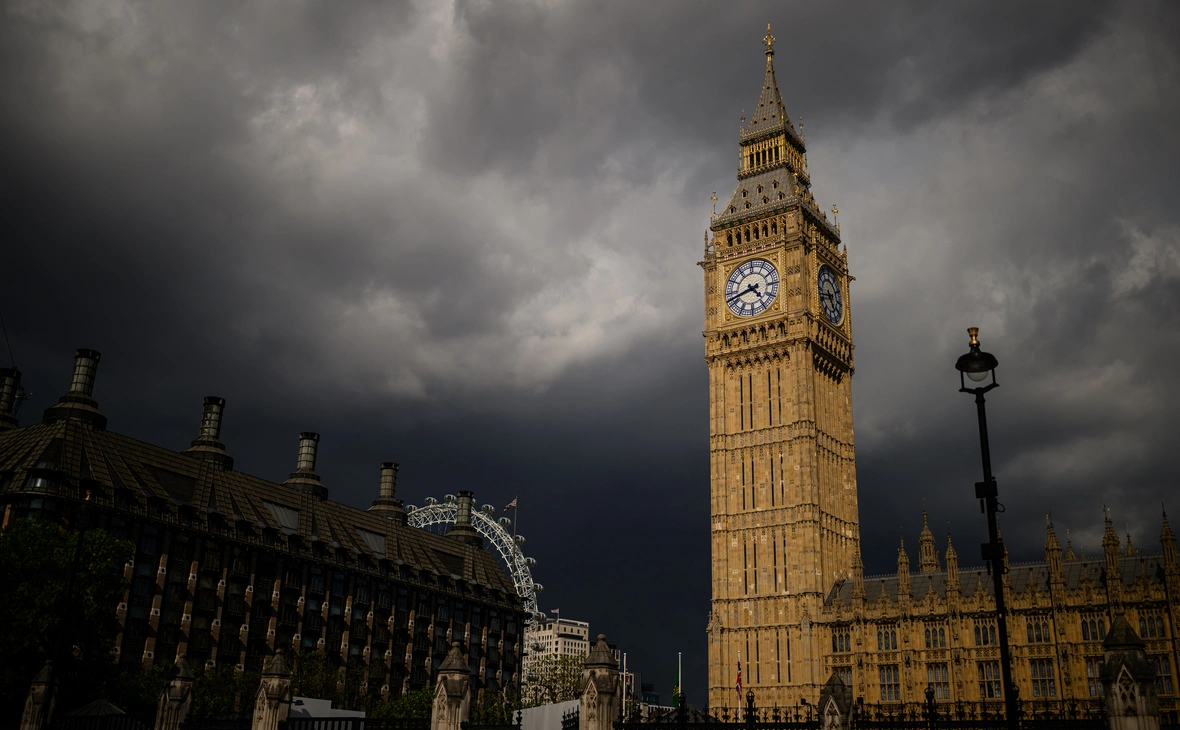 Leon Neal / Getty Images