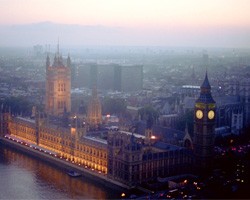 Британский парламент просит граждан выпивать не чаще 5 дней в неделю