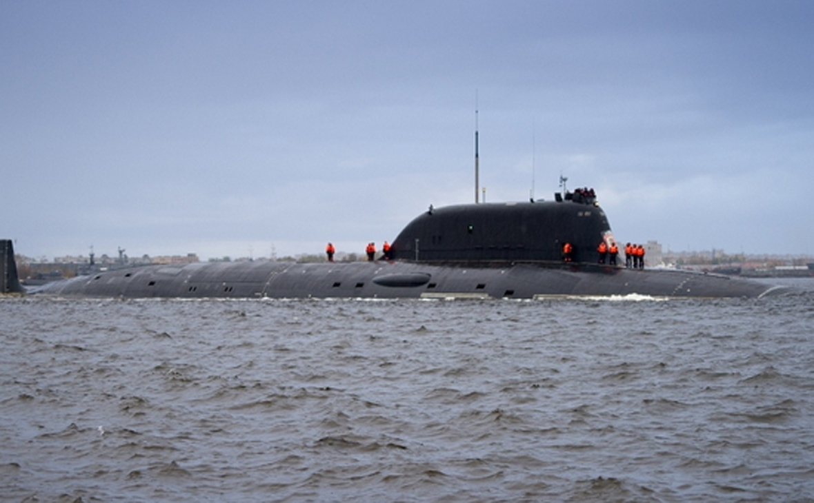 Атомный подводный крейсер четвертого поколения &laquo;Казань&raquo;, построенный по усовершенствованному проекту &laquo;Ясень-М&raquo;, во время церемонии спуска на воду