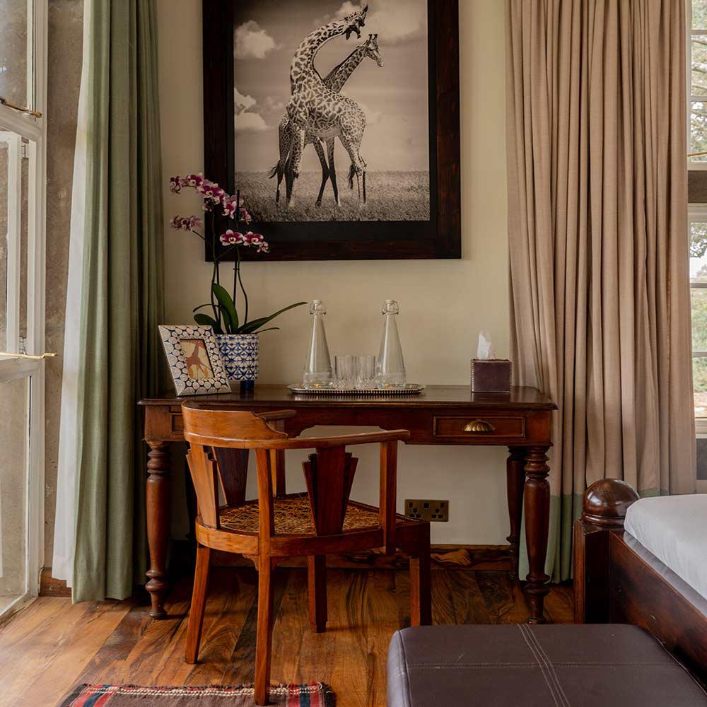 Номер отеля Giraffe Manor