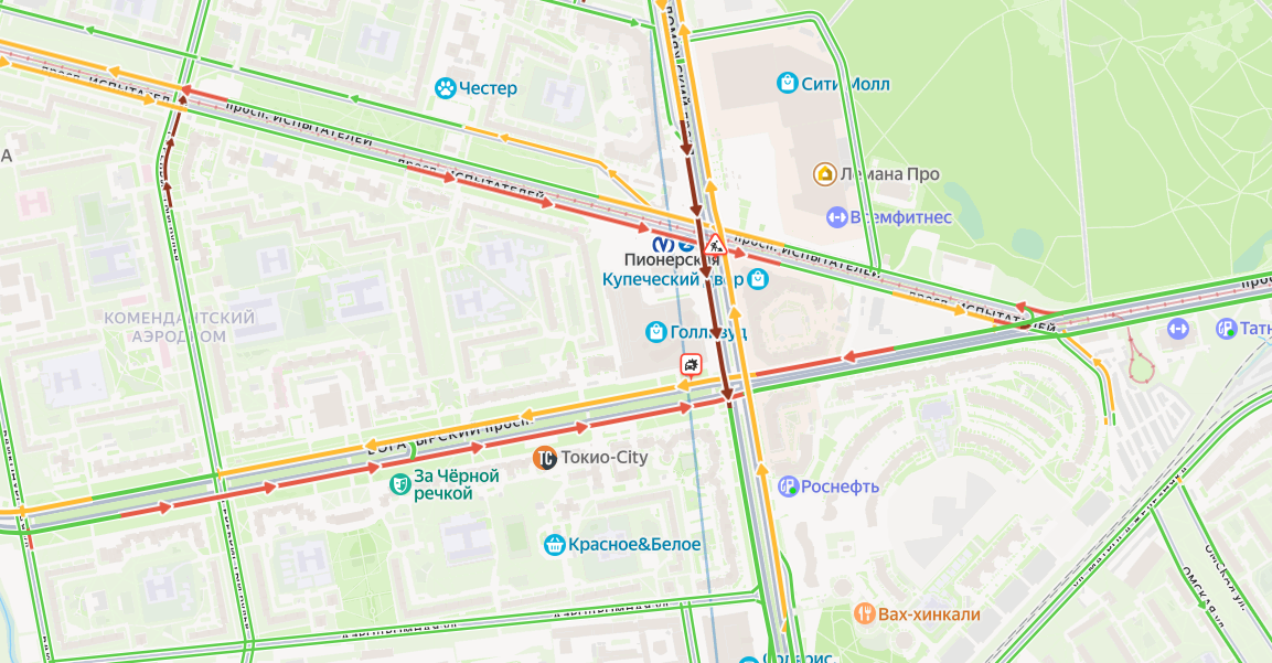 Дорожная ситуация у станции метро «Пионерская» 7 декабря