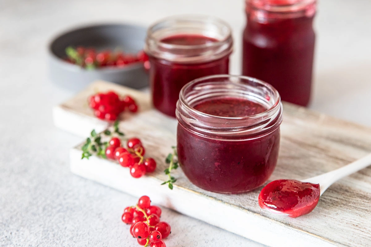 Желе из красной смородины