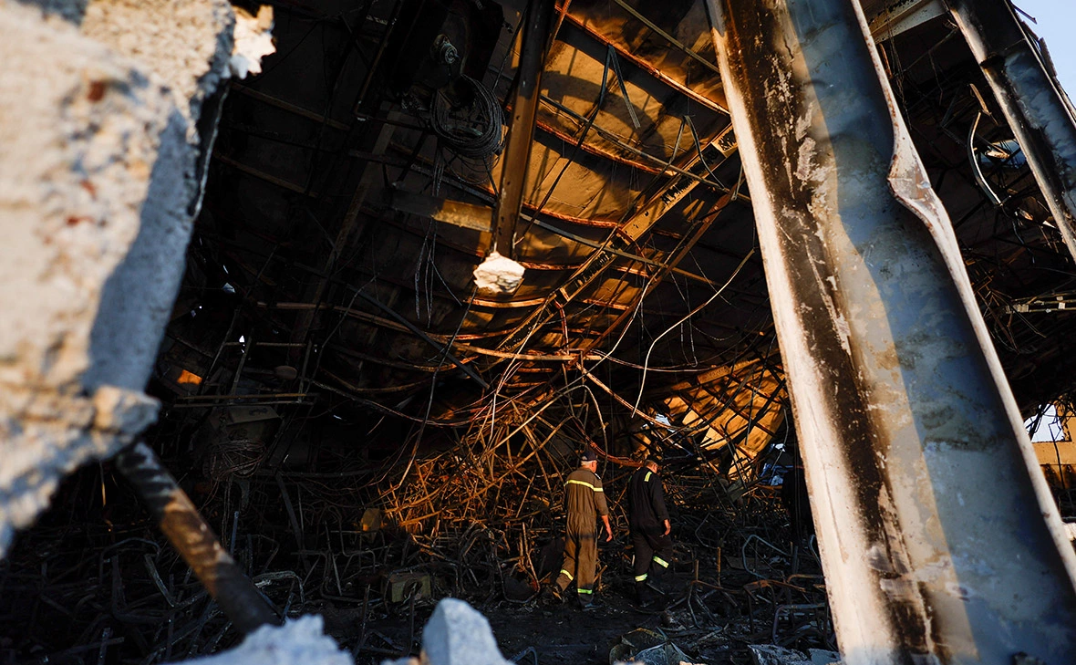 Khalid Al-Mousily / Reuters