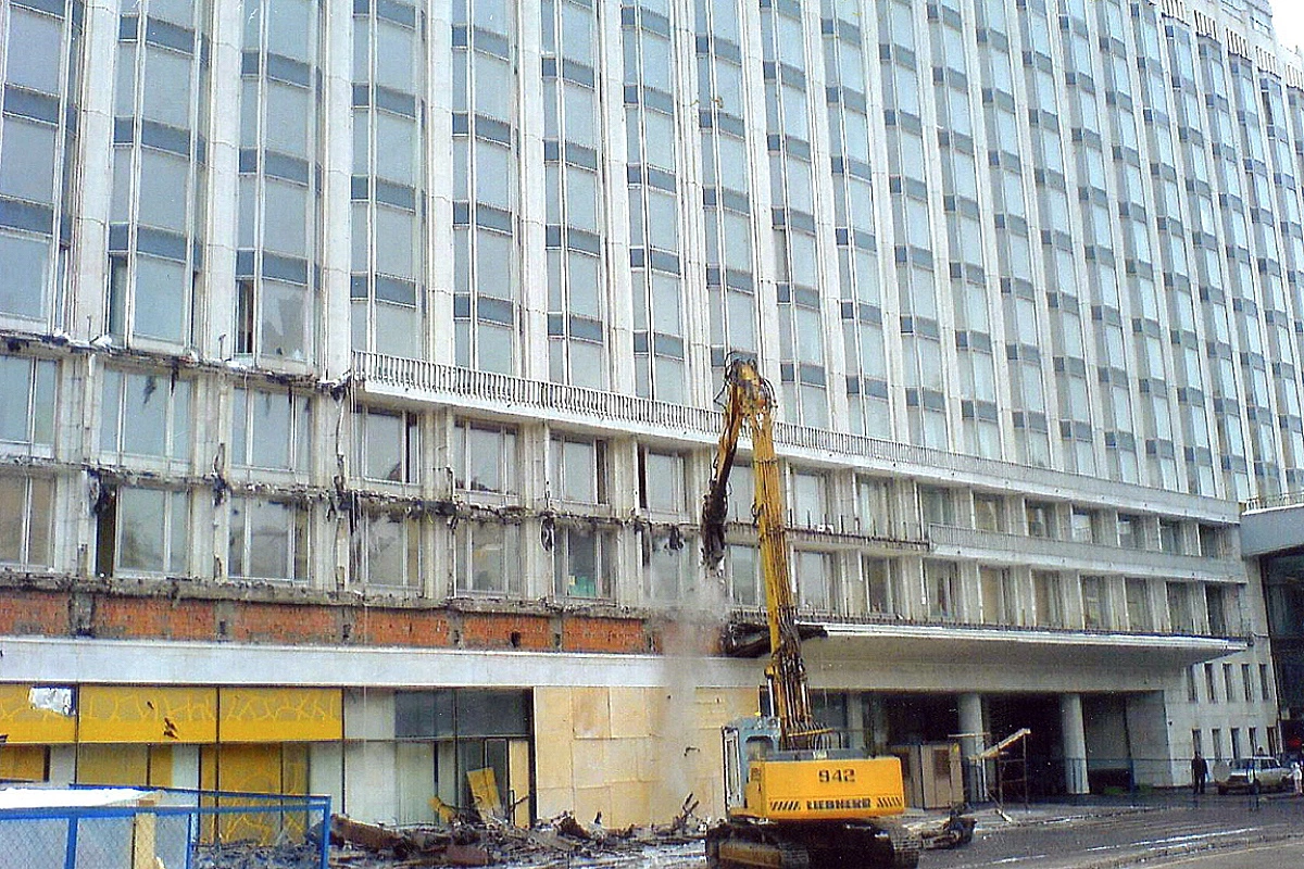Снос гостиницы «Россия»